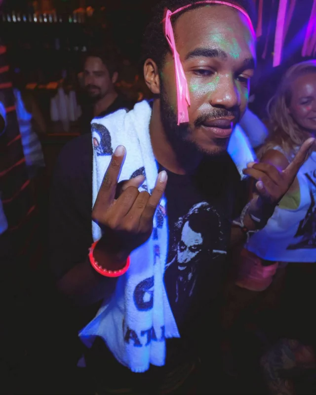 Nonsense EAV - GLOW IN THE DARK! GET RIDICULOUS, ATLANTA! Photos by Malik Webb