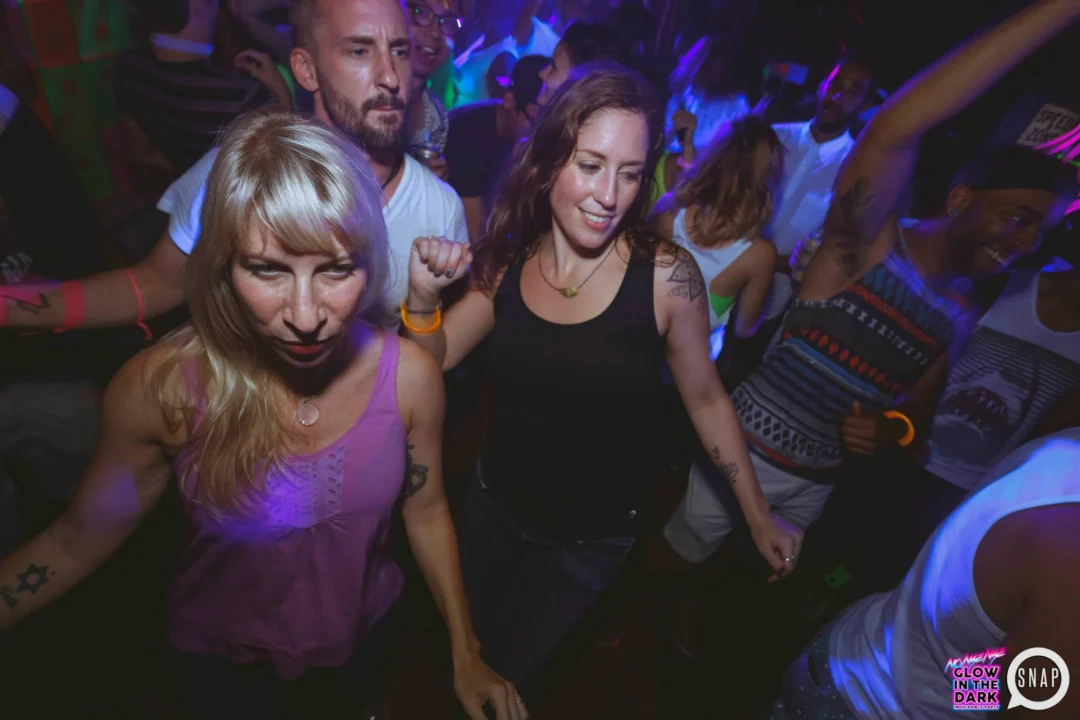 Nonsense EAV - GLOW IN THE DARK! GET RIDICULOUS, ATLANTA! Photos by Malik Webb