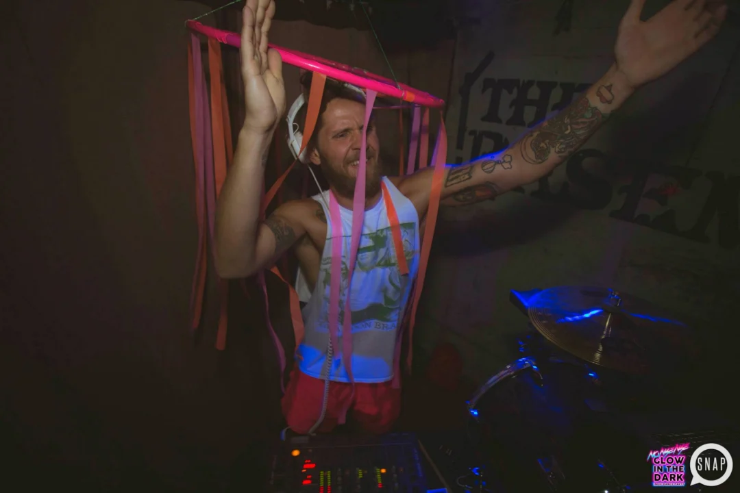 Nonsense EAV - GLOW IN THE DARK! GET RIDICULOUS, ATLANTA! Photos by Malik Webb