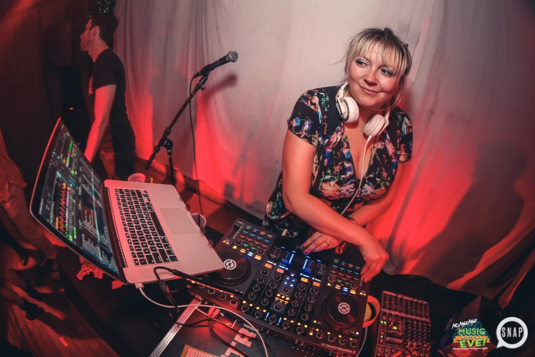 Nonsense EAV: Music Midtown EAV. Indie/Alternative Dance Party 9/16/2016 at The Basement in East Atlanta. Photo by Oh Snap!