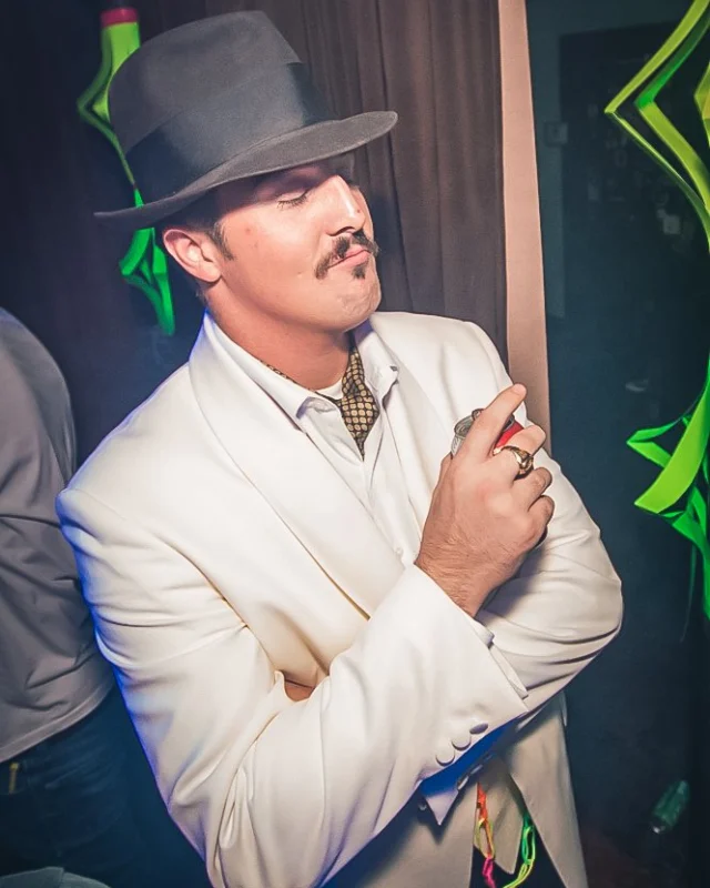 Nonsense EAV: GLOW - 11/18/2016Atlanta's top indie pop/alternative dance party! 3rd Friday of every month! Tag your friends!Photography by Oh Snap!