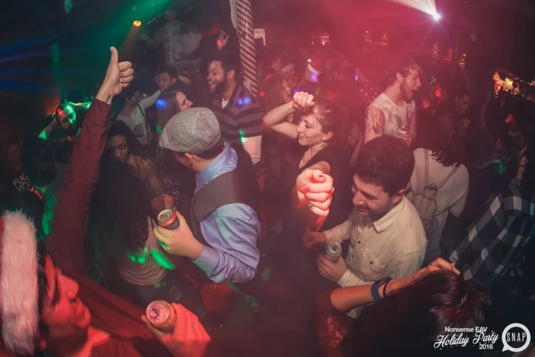 Nonsense EAV 2016 Holiday Party! Kimber! Fuller! Santa! The Basement was festive AF! Tag your friends! Photography by Oh Snap Kid