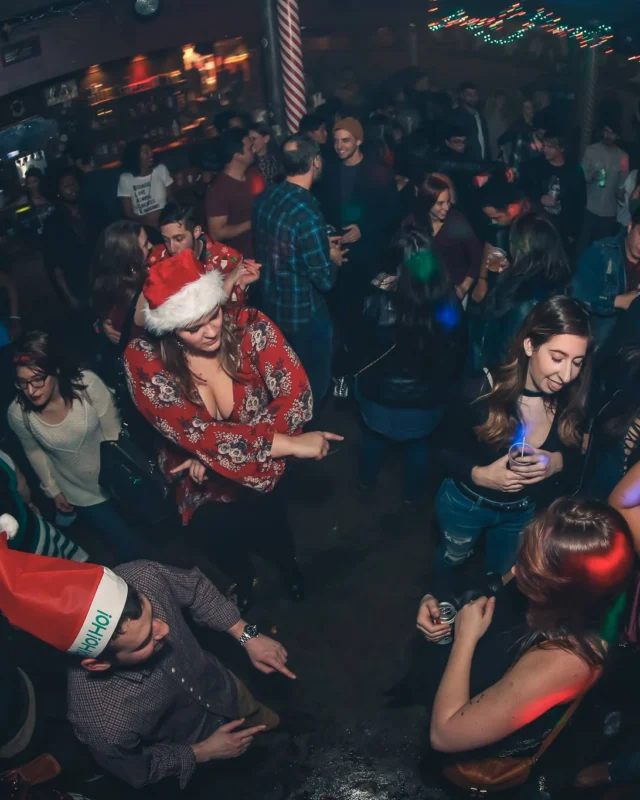 Nonsense EAV 2016 Holiday Party! Kimber! Fuller! Santa! The Basement was festive AF! Tag your friends! Photography by Oh Snap Kid
