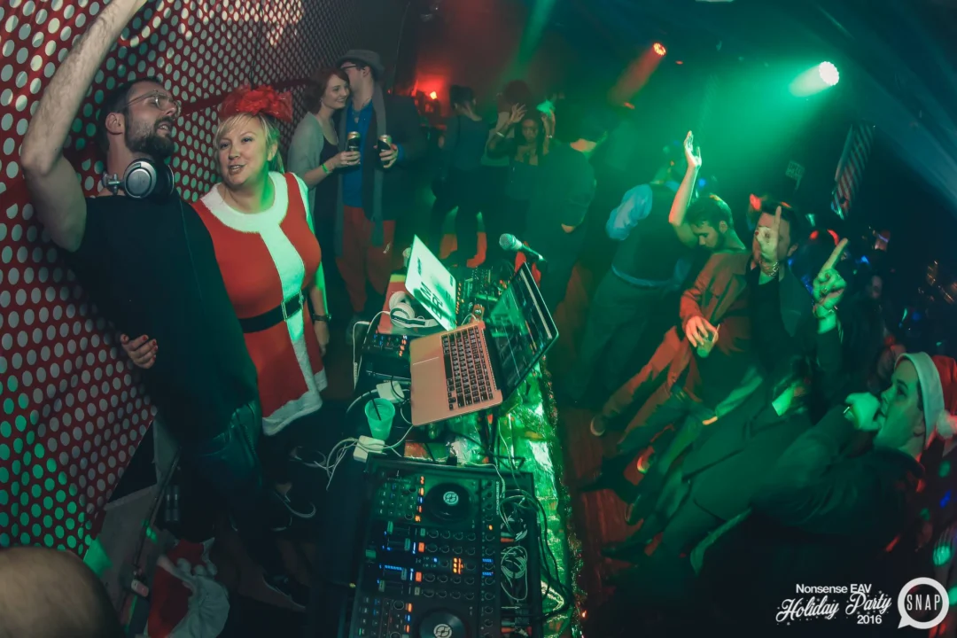 Nonsense EAV 2016 Holiday Party! Kimber! Fuller! Santa! The Basement was festive AF! Tag your friends! Photography by Oh Snap Kid