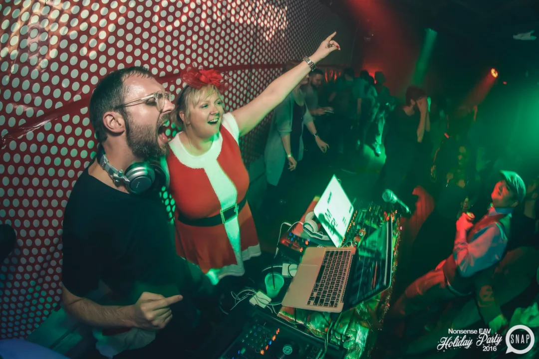 Nonsense EAV 2016 Holiday Party! Kimber! Fuller! Santa! The Basement was festive AF! Tag your friends! Photography by Oh Snap Kid