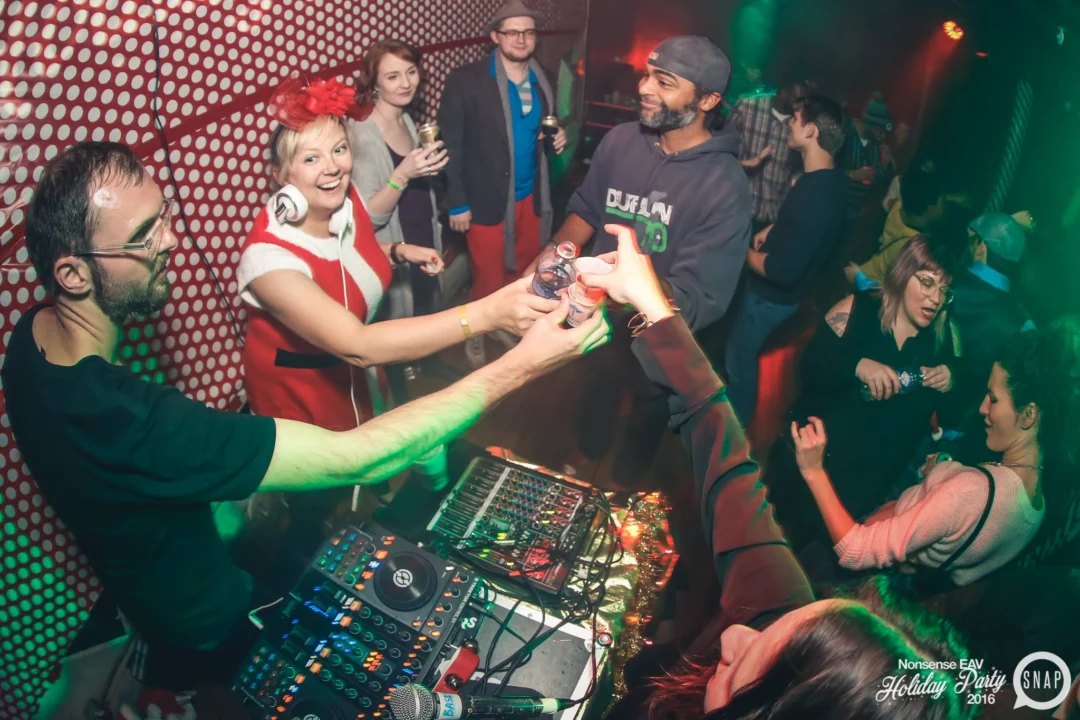 Nonsense EAV 2016 Holiday Party! Kimber! Fuller! Santa! The Basement was festive AF! Tag your friends! Photography by Oh Snap Kid