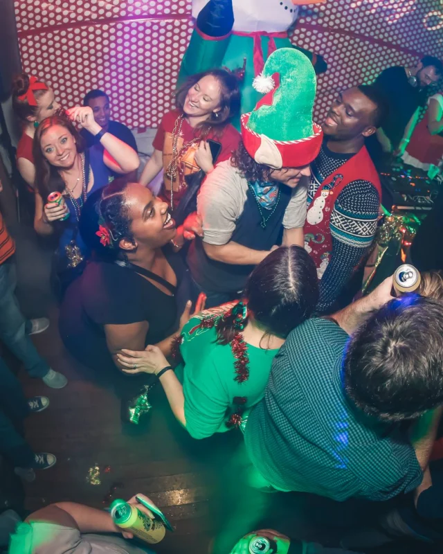 Nonsense EAV 2016 Holiday Party! Kimber! Fuller! Santa! The Basement was festive AF! Tag your friends! Photography by Oh Snap Kid