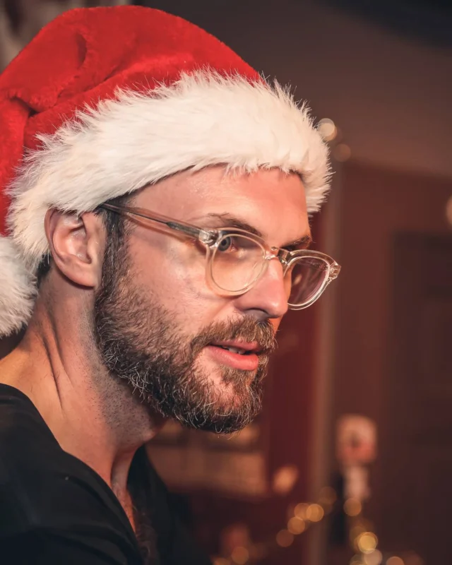 Nonsense EAV 2016 Holiday Party! Kimber! Fuller! Santa! The Basement was festive AF! Tag your friends! Photography by Oh Snap Kid