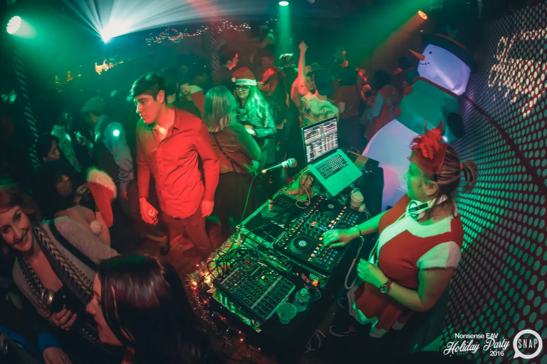 Nonsense EAV 2016 Holiday Party! Kimber! Fuller! Santa! The Basement was festive AF! Tag your friends! Photography by Oh Snap Kid