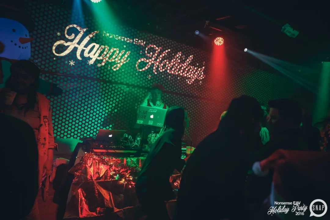 Nonsense EAV 2016 Holiday Party! Kimber! Fuller! Santa! The Basement was festive AF! Tag your friends! Photography by Oh Snap Kid