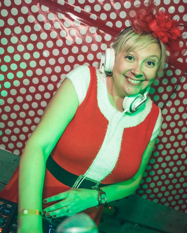 Nonsense EAV 2016 Holiday Party! Kimber! Fuller! Santa! The Basement was festive AF! Tag your friends! Photography by Oh Snap Kid
