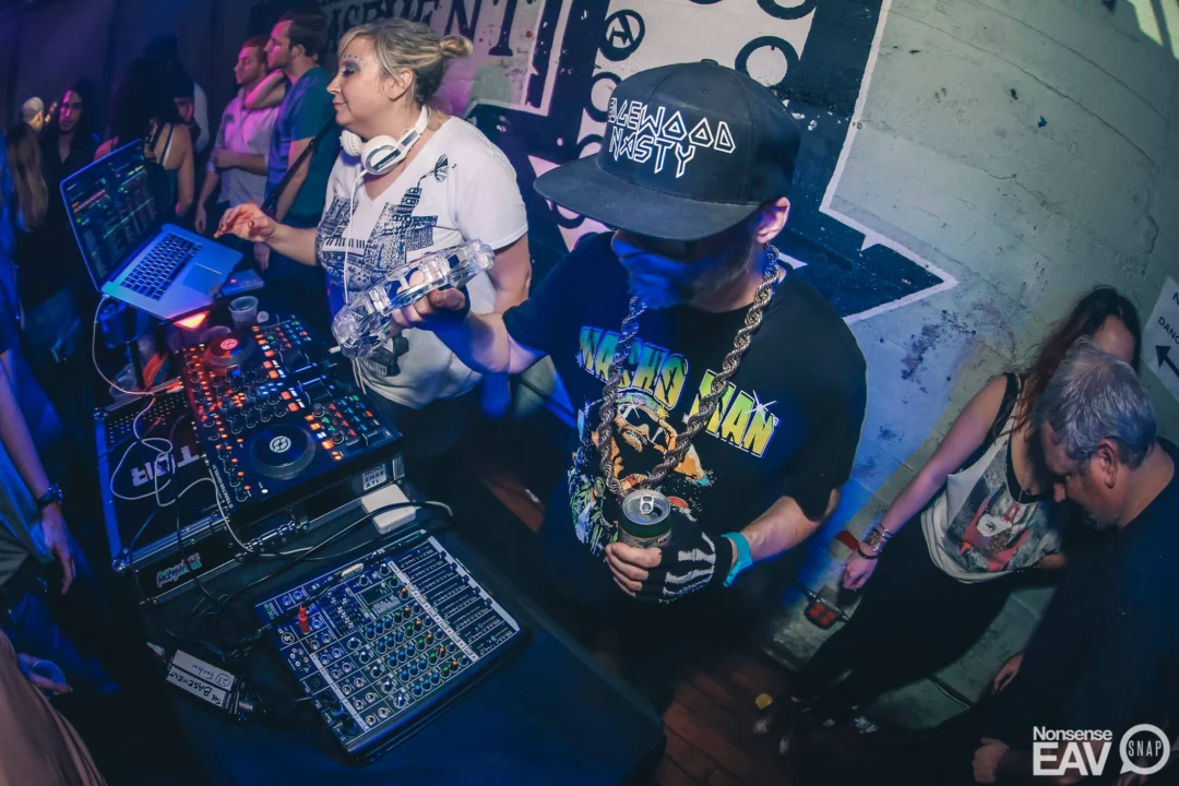 Nonsense EAV - January 2017The 3rd Friday of every month, Atlanta gets weird as heck with the Nonsense ATL crew to dance their cares away in the Basement. Tag your friends!Photos by Oh Snap Kid!