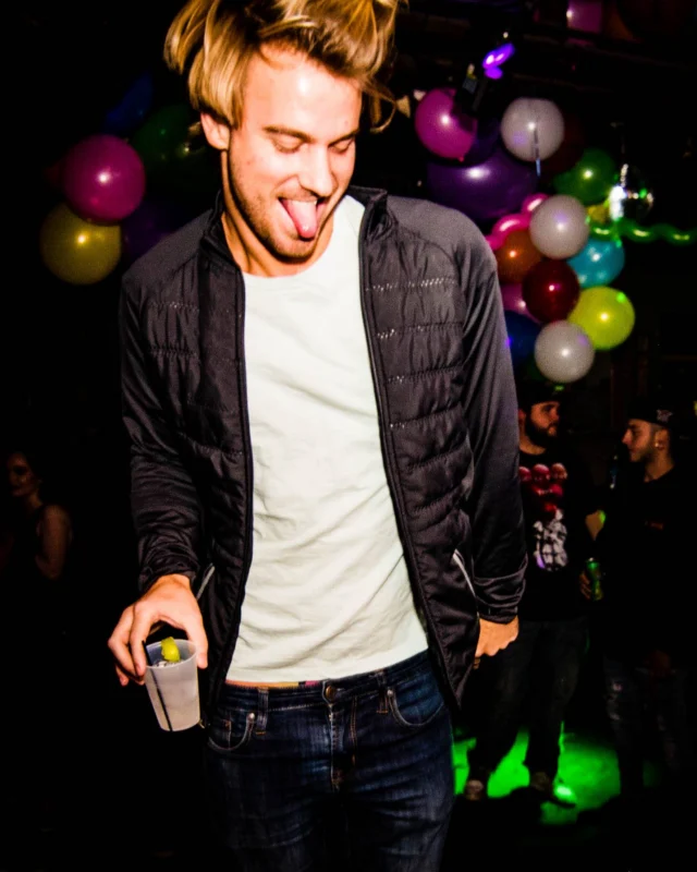 Nonsense: Balloons! November 2018 at The Basement, Thousands of balloons everywhere! Balloon Twisters! Balloon Walls! Kimber was the DJ!