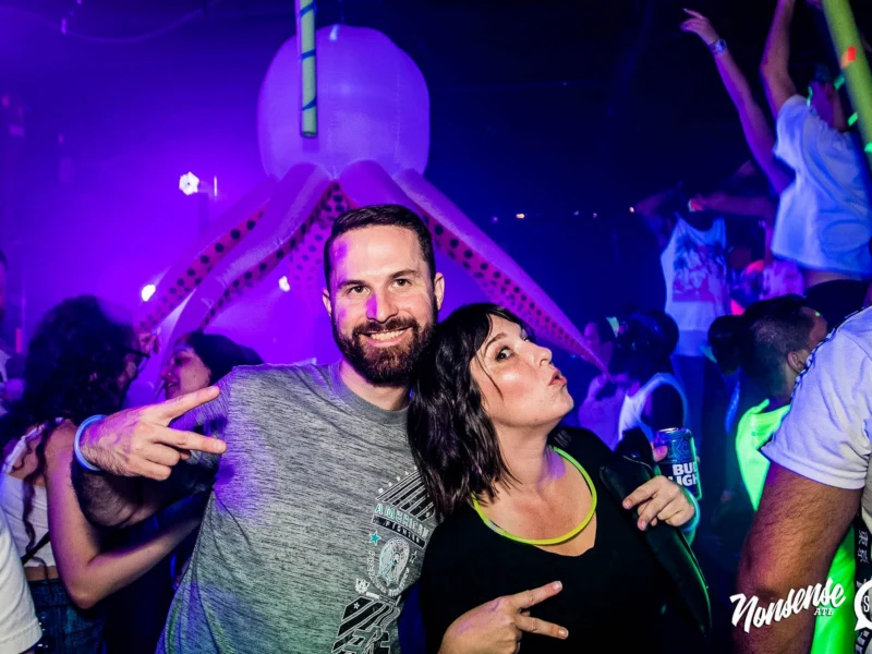 Nonsense GLOW Dance Party - July 2019 at The Basement. DJs: MP3PO & Skalaka. Facepainting by Brooke Creates. Photo by Oh Snap Kid.