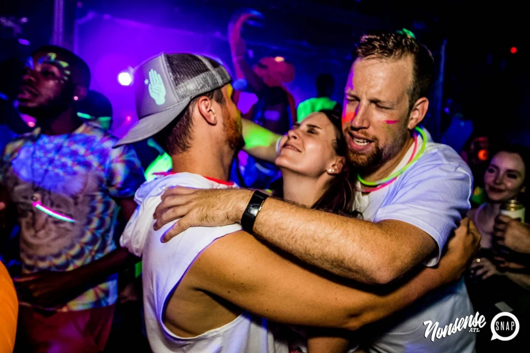 Nonsense GLOW Dance Party - July 2019 at The Basement. DJs: MP3PO & Skalaka. Facepainting by Brooke Creates. Photo by Oh Snap Kid.