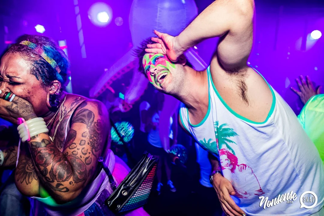 Nonsense GLOW Dance Party - July 2019 at The Basement. DJs: MP3PO & Skalaka. Facepainting by Brooke Creates. Photo by Oh Snap Kid.