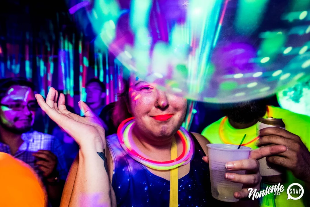 Nonsense GLOW Dance Party - July 2019 at The Basement. DJs: MP3PO & Skalaka. Facepainting by Brooke Creates. Photo by Oh Snap Kid.