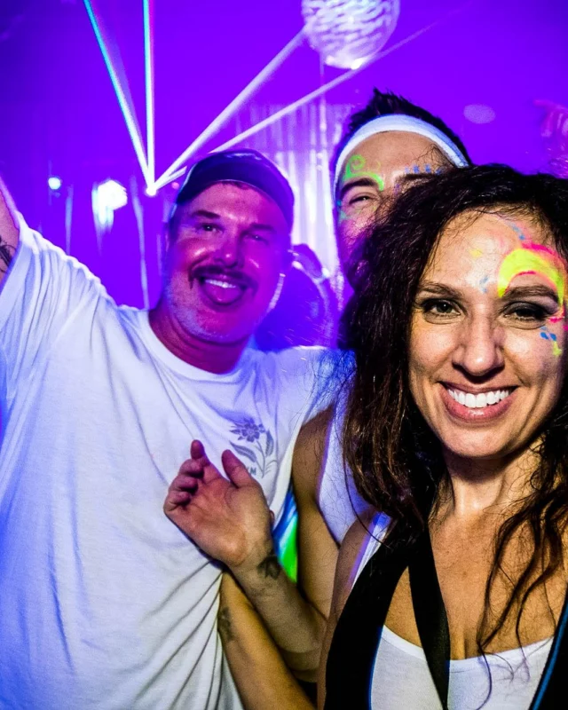 Nonsense GLOW Dance Party - July 2019 at The Basement. DJs: MP3PO & Skalaka. Facepainting by Brooke Creates. Photo by Oh Snap Kid.