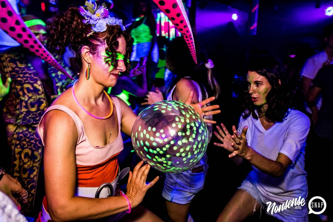 Nonsense GLOW Dance Party - July 2019 at The Basement. DJs: MP3PO & Skalaka. Facepainting by Brooke Creates. Photo by Oh Snap Kid.