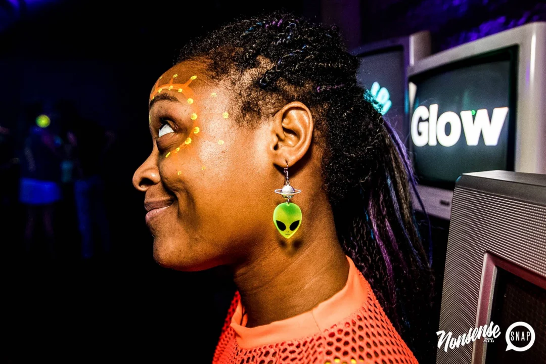 Nonsense GLOW Dance Party - July 2019 at The Basement. DJs: MP3PO & Skalaka. Facepainting by Brooke Creates. Photo by Oh Snap Kid.