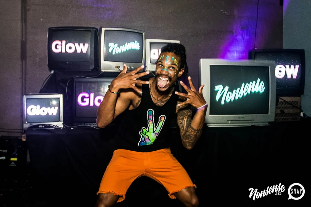 Nonsense GLOW Dance Party - July 2019 at The Basement. DJs: MP3PO & Skalaka. Facepainting by Brooke Creates. Photo by Oh Snap Kid.