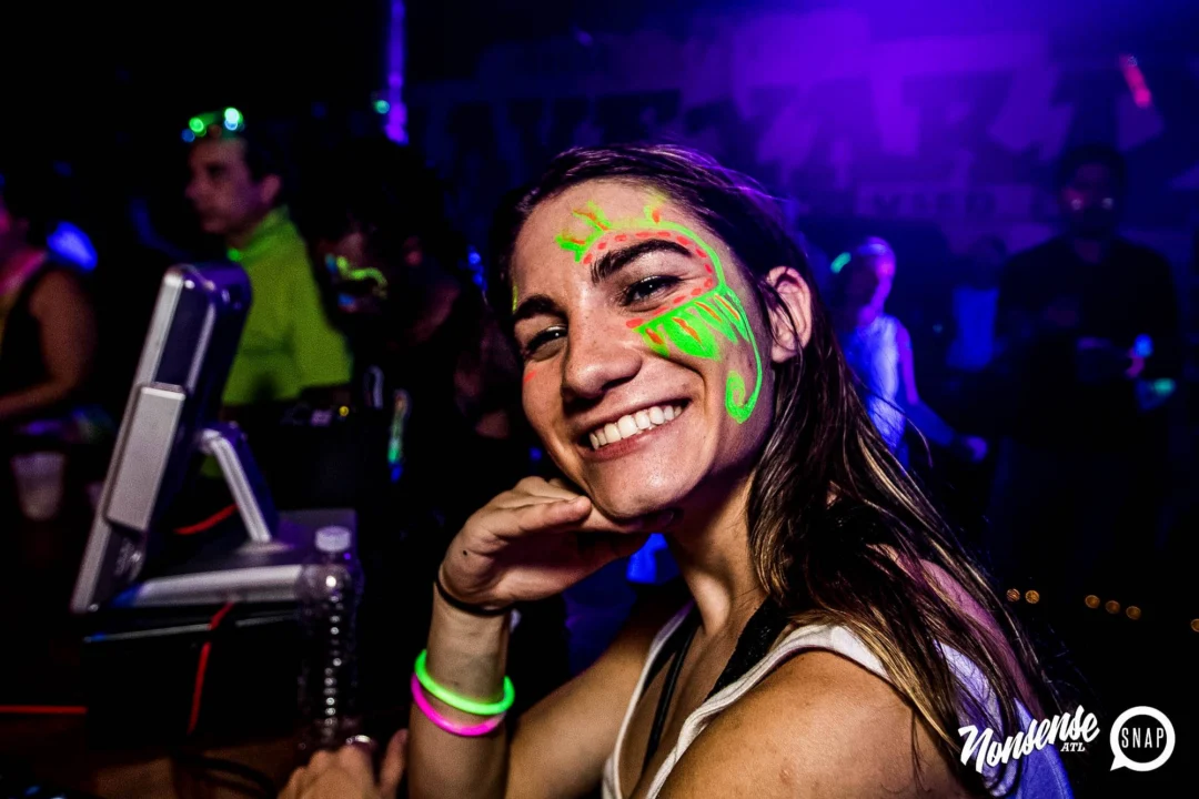 Nonsense GLOW Dance Party - July 2019 at The Basement. DJs: MP3PO & Skalaka. Facepainting by Brooke Creates. Photo by Oh Snap Kid.