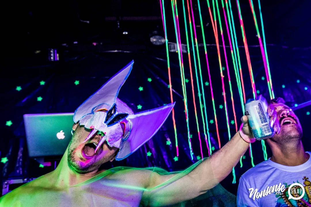 Nonsense GLOW Dance Party - July 2019 at The Basement. DJs: MP3PO & Skalaka. Facepainting by Brooke Creates. Photo by Oh Snap Kid.