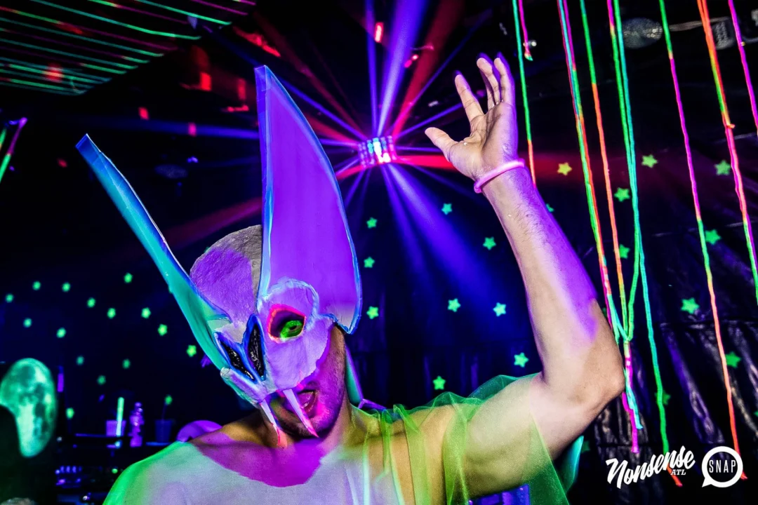 Nonsense GLOW Dance Party - July 2019 at The Basement. DJs: MP3PO & Skalaka. Facepainting by Brooke Creates. Photo by Oh Snap Kid.