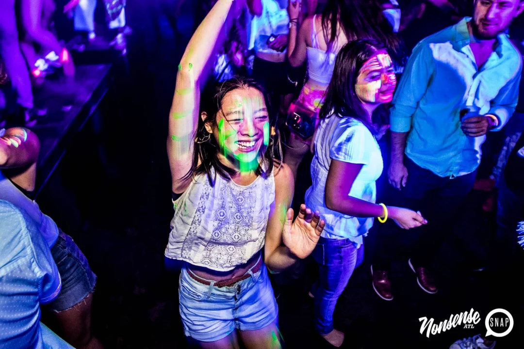 Nonsense GLOW Dance Party - July 2019 at The Basement. DJs: MP3PO & Skalaka. Facepainting by Brooke Creates. Photo by Oh Snap Kid.