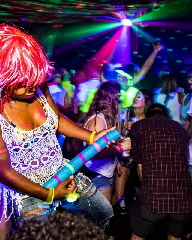 Nonsense GLOW Dance Party - July 2019 at The Basement. DJs: MP3PO & Skalaka. Facepainting by Brooke Creates. Photo by Oh Snap Kid.