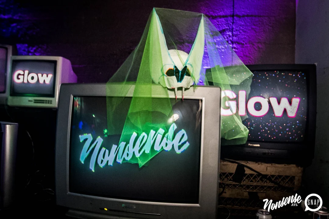 Nonsense GLOW Dance Party - July 2019 at The Basement. DJs: MP3PO & Skalaka. Facepainting by Brooke Creates. Photo by Oh Snap Kid.