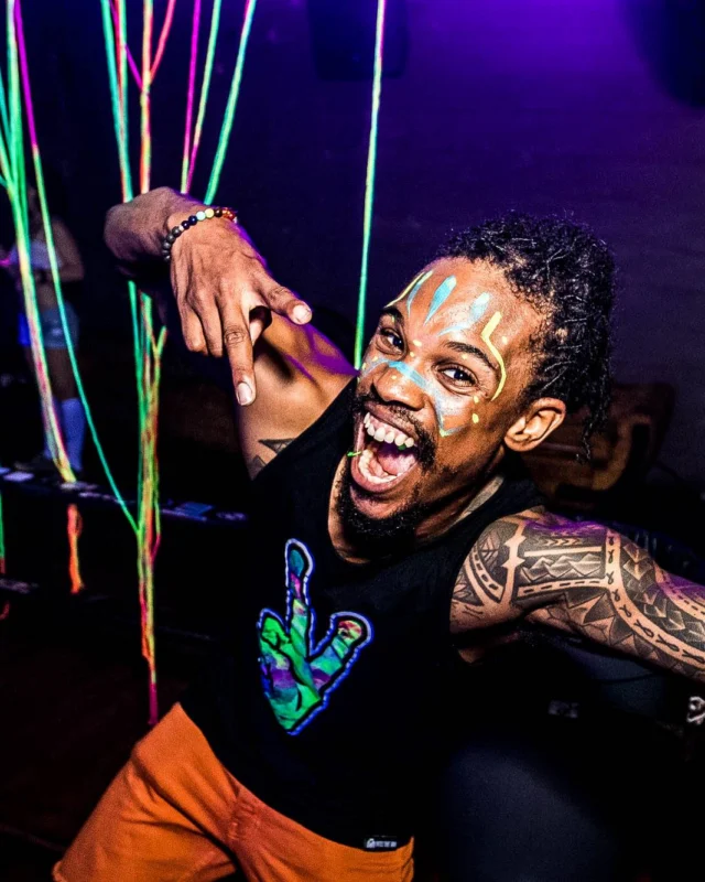 Nonsense GLOW Dance Party - July 2019 at The Basement. DJs: MP3PO & Skalaka. Facepainting by Brooke Creates. Photo by Oh Snap Kid.