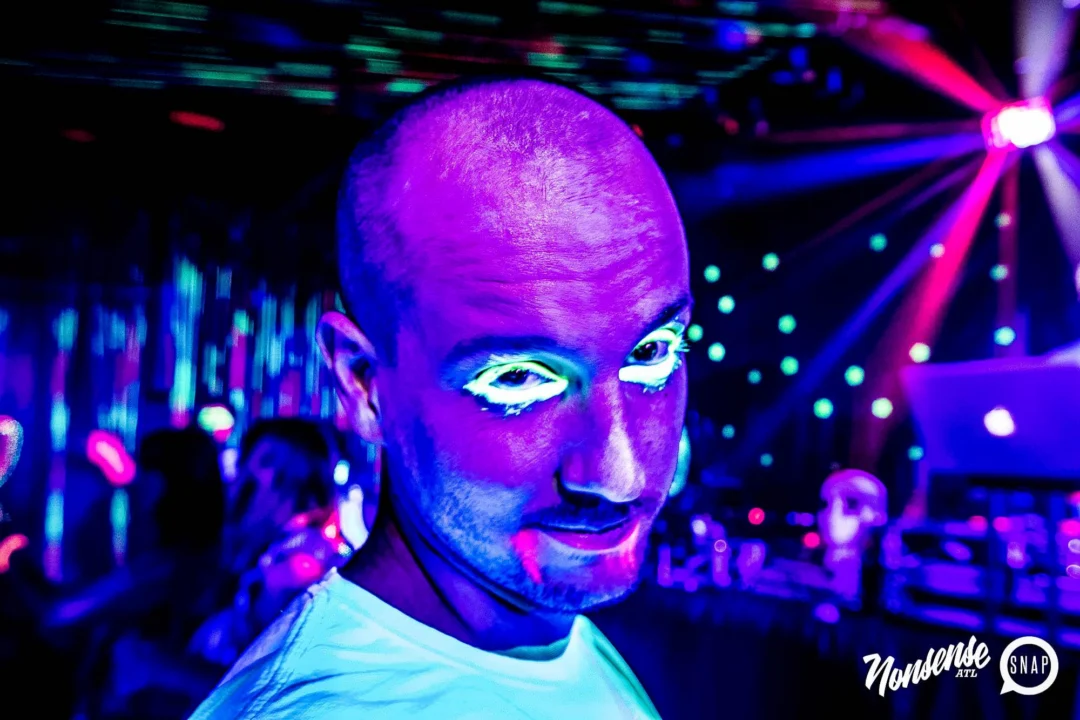 Nonsense GLOW Dance Party - July 2019 at The Basement. DJs: MP3PO & Skalaka. Facepainting by Brooke Creates. Photo by Oh Snap Kid.