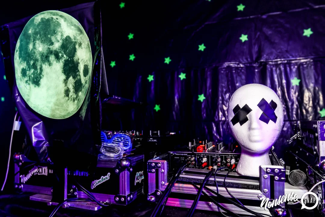 Nonsense GLOW Dance Party - July 2019 at The Basement. DJs: MP3PO & Skalaka. Facepainting by Brooke Creates. Photo by Oh Snap Kid.