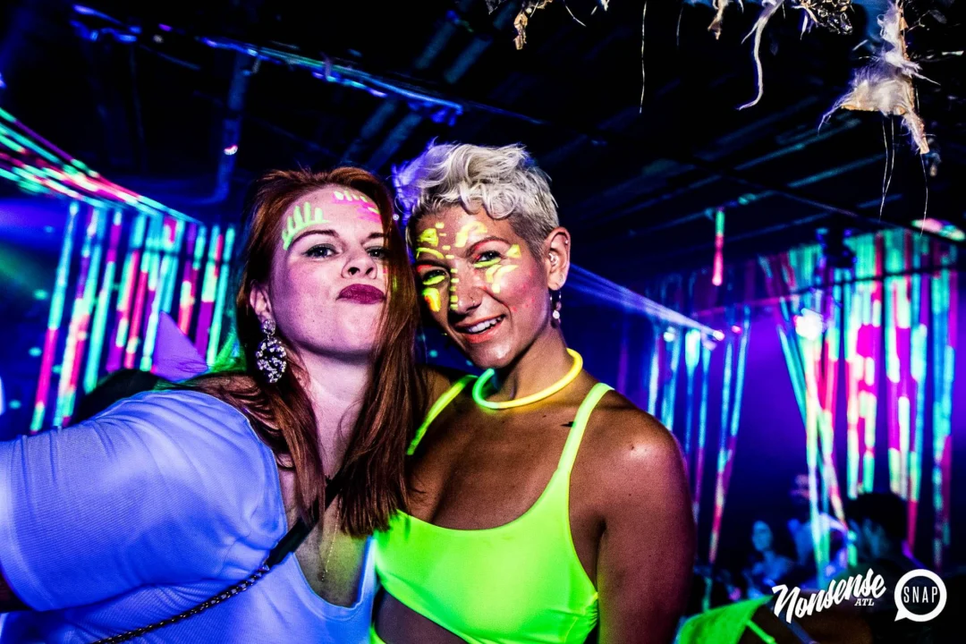 Nonsense GLOW Dance Party - July 2019 at The Basement. DJs: MP3PO & Skalaka. Facepainting by Brooke Creates. Photo by Oh Snap Kid.