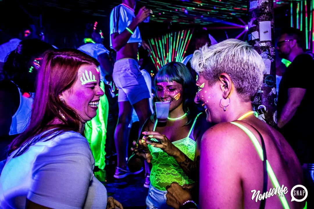 Nonsense GLOW Dance Party - July 2019 at The Basement. DJs: MP3PO & Skalaka. Facepainting by Brooke Creates. Photo by Oh Snap Kid.