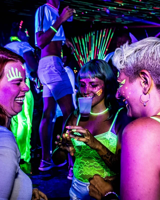Nonsense GLOW Dance Party - July 2019 at The Basement. DJs: MP3PO & Skalaka. Facepainting by Brooke Creates. Photo by Oh Snap Kid.