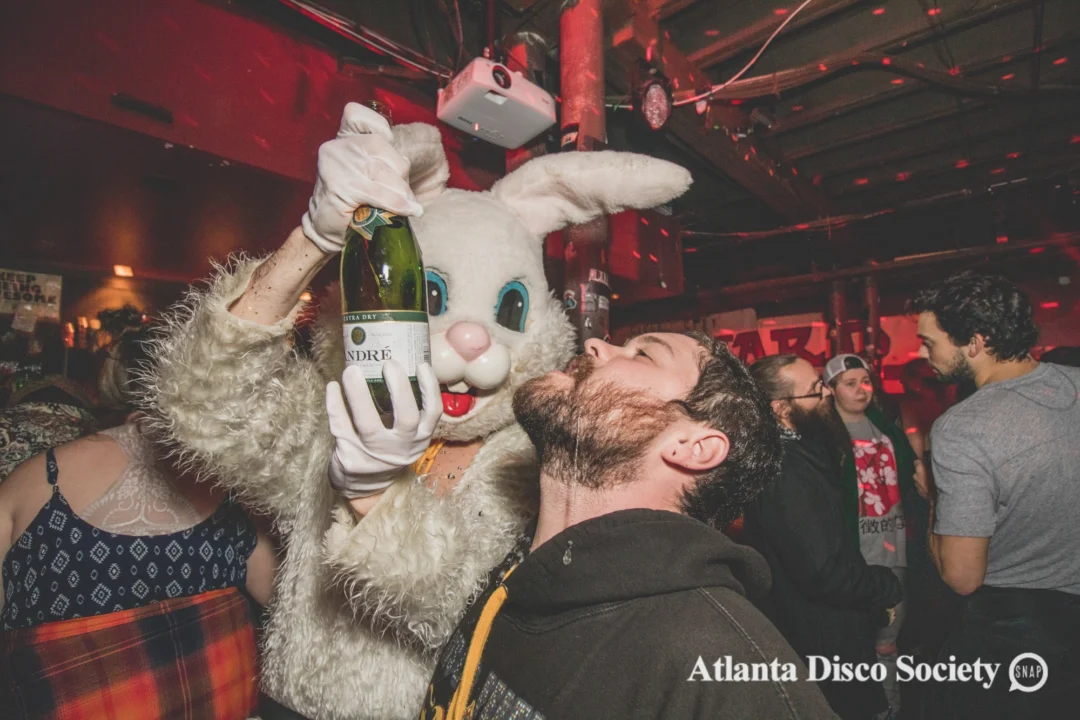 Atlanta Disco Society. 5th Meeting. November 22nd, 2019. Kimber was the DJ. Ree de la Vega was the special guest DJ. Photos by Oh Snap.