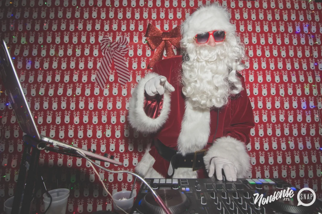 Nonsense Holiday Dance Party Spectacular 2019 at The Basement! Friday December 20, 2019. Santa! Krampus! Kimber! ALL OF THE LIGHTS! Photo by Oh Snap!