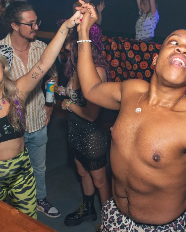 Hot Mess Halloween 2021 📸: @nonsenseatl