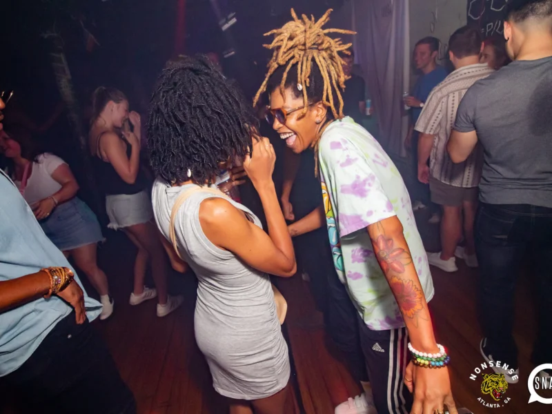 Hot Mess dance pop party - July 2022 - third Friday of every month at The Basement - DJ: Kimber - Photos: Darcy @ Oh Snap Kid