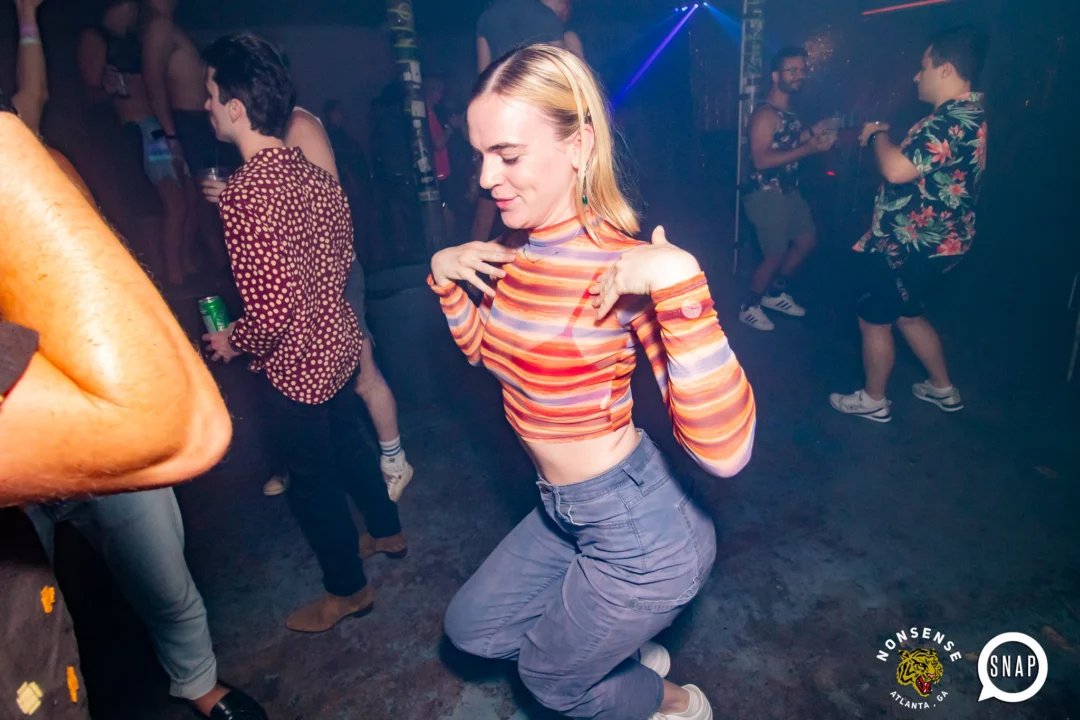 Hot Mess dance pop party - July 2022 - third Friday of every month at The Basement - DJ: Kimber - Photos: Darcy @ Oh Snap Kid