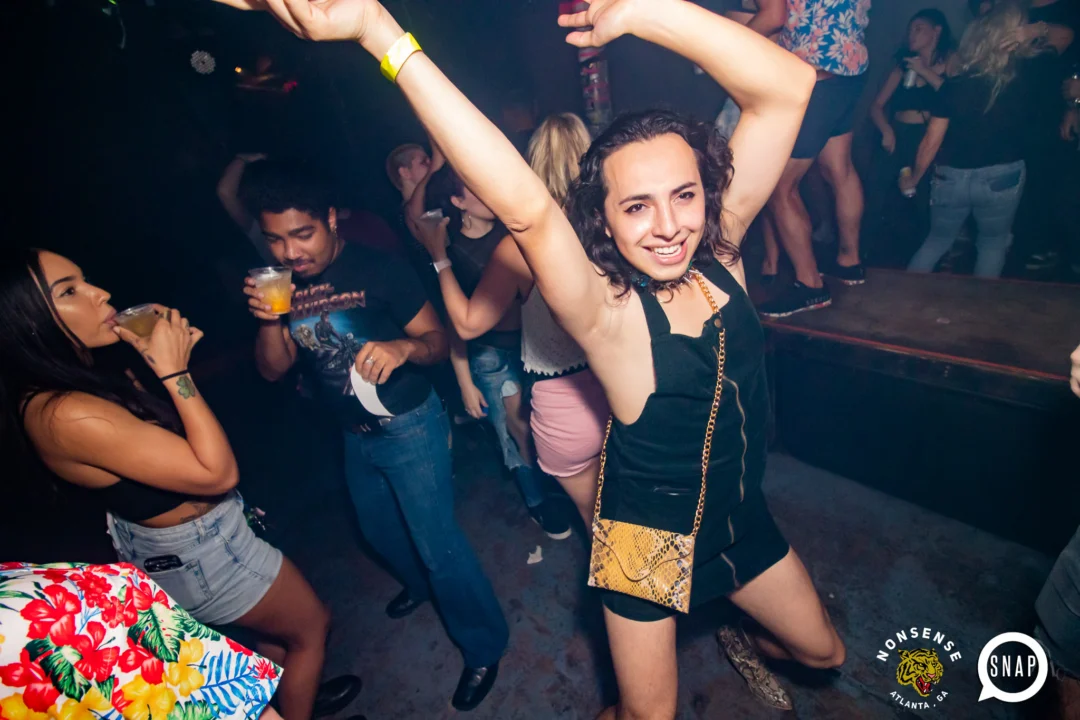 Hot Mess dance pop party - July 2022 - third Friday of every month at The Basement - DJ: Kimber - Photos: Darcy @ Oh Snap Kid