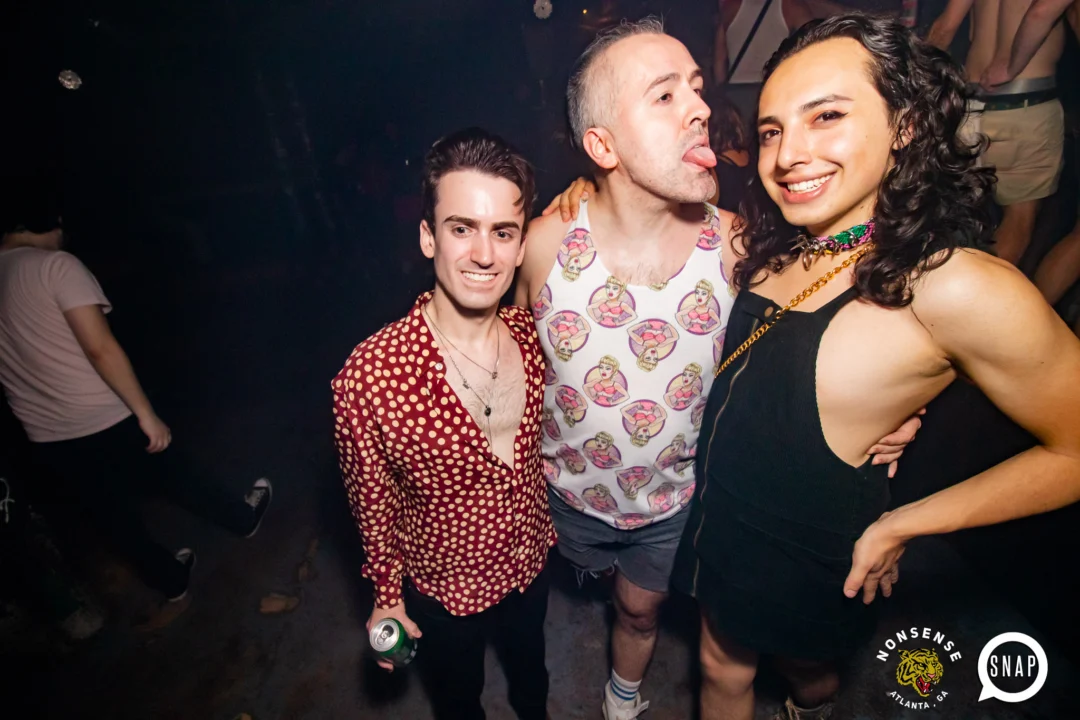 Hot Mess dance pop party - July 2022 - third Friday of every month at The Basement - DJ: Kimber - Photos: Darcy @ Oh Snap Kid