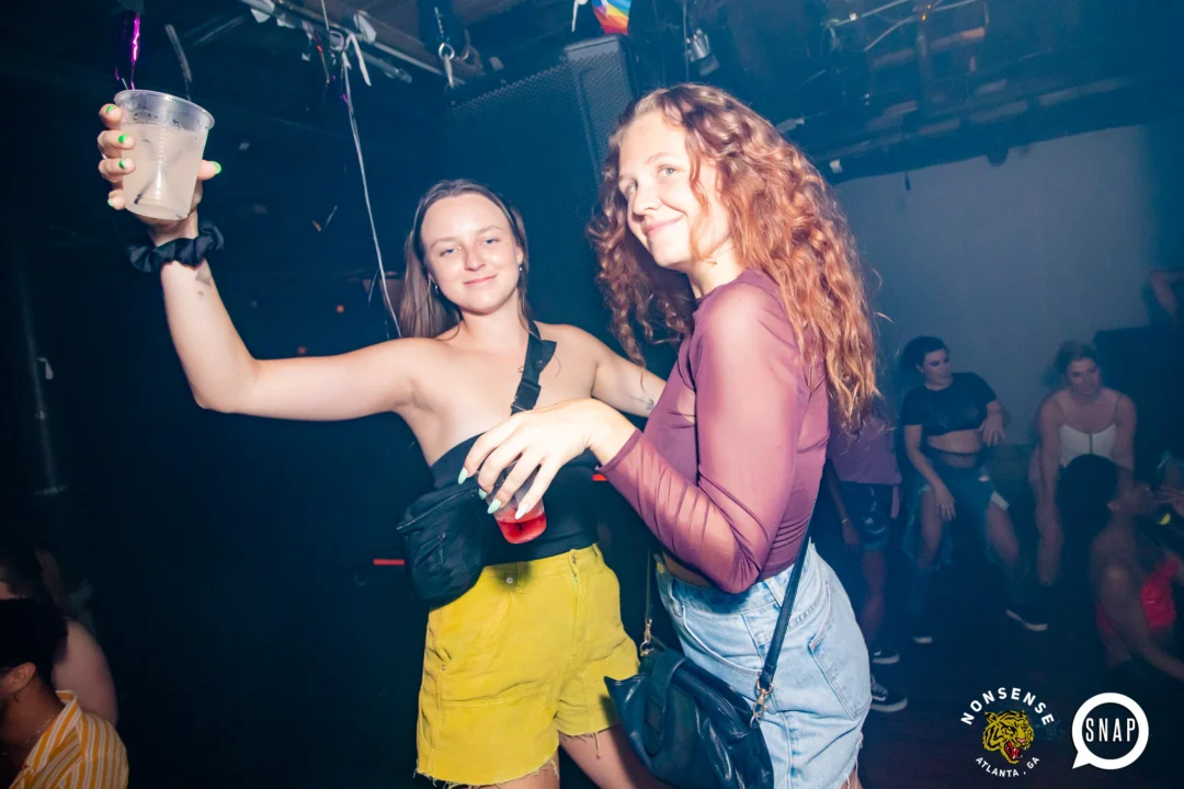 Hot Mess dance pop party - July 2022 - third Friday of every month at The Basement - DJ: Kimber - Photos: Darcy @ Oh Snap Kid