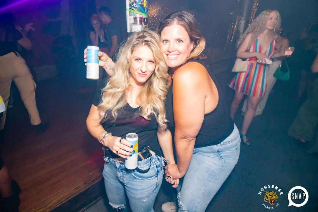 Hot Mess dance pop party - July 2022 - third Friday of every month at The Basement - DJ: Kimber - Photos: Darcy @ Oh Snap Kid