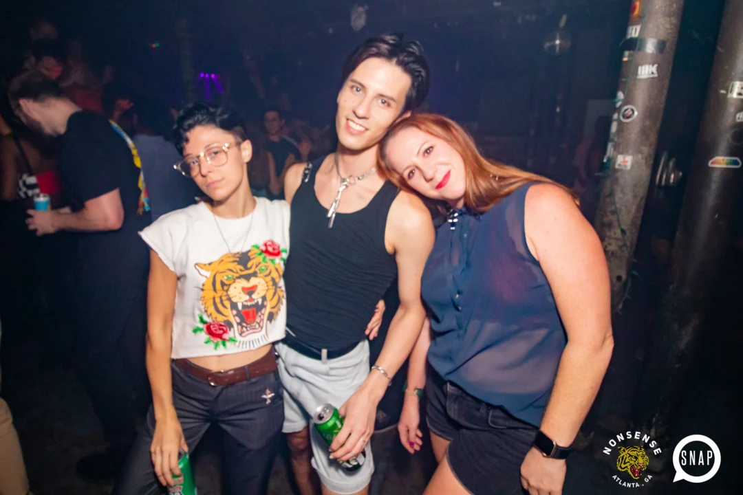 Hot Mess dance pop party - July 2022 - third Friday of every month at The Basement - DJ: Kimber - Photos: Darcy @ Oh Snap Kid