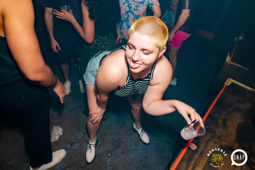 Hot Mess dance pop party - July 2022 - third Friday of every month at The Basement - DJ: Kimber - Photos: Darcy @ Oh Snap Kid
