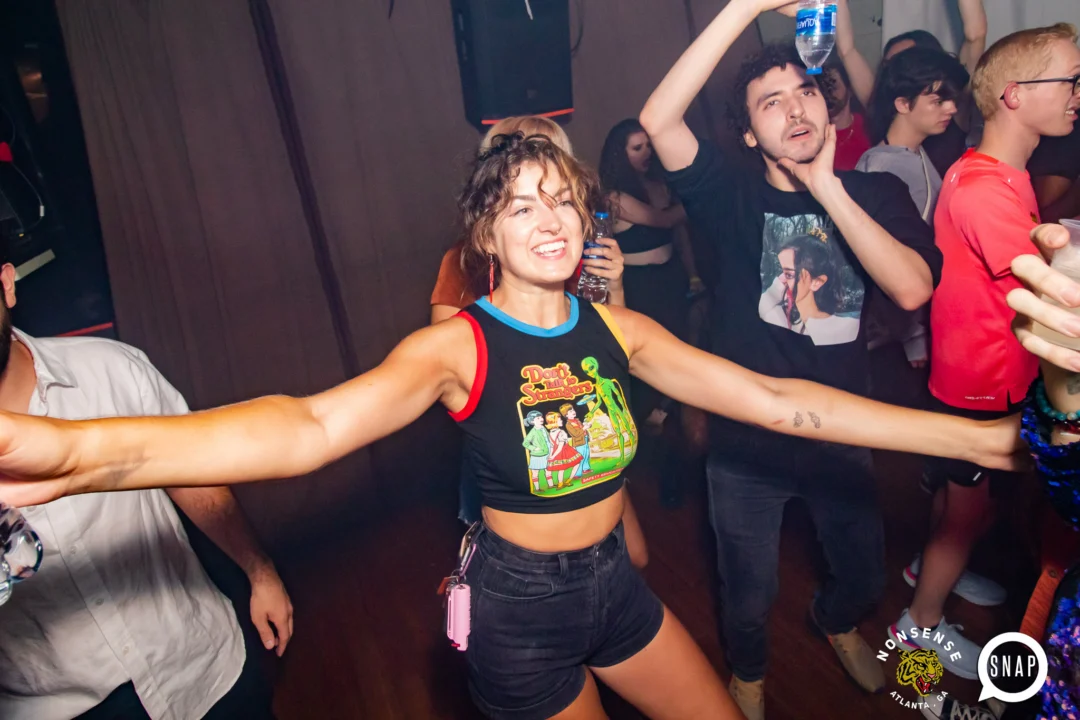Hot Mess dance pop party - July 2022 - third Friday of every month at The Basement - DJ: Kimber - Photos: Darcy @ Oh Snap Kid