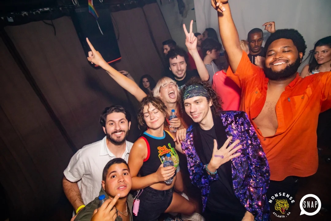 Hot Mess dance pop party - July 2022 - third Friday of every month at The Basement - DJ: Kimber - Photos: Darcy @ Oh Snap Kid